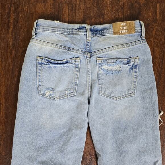 We The Free The Maggie Mid Rise Straight Leg Light Wash Destroyed Button Fly - Picture 8 of 9